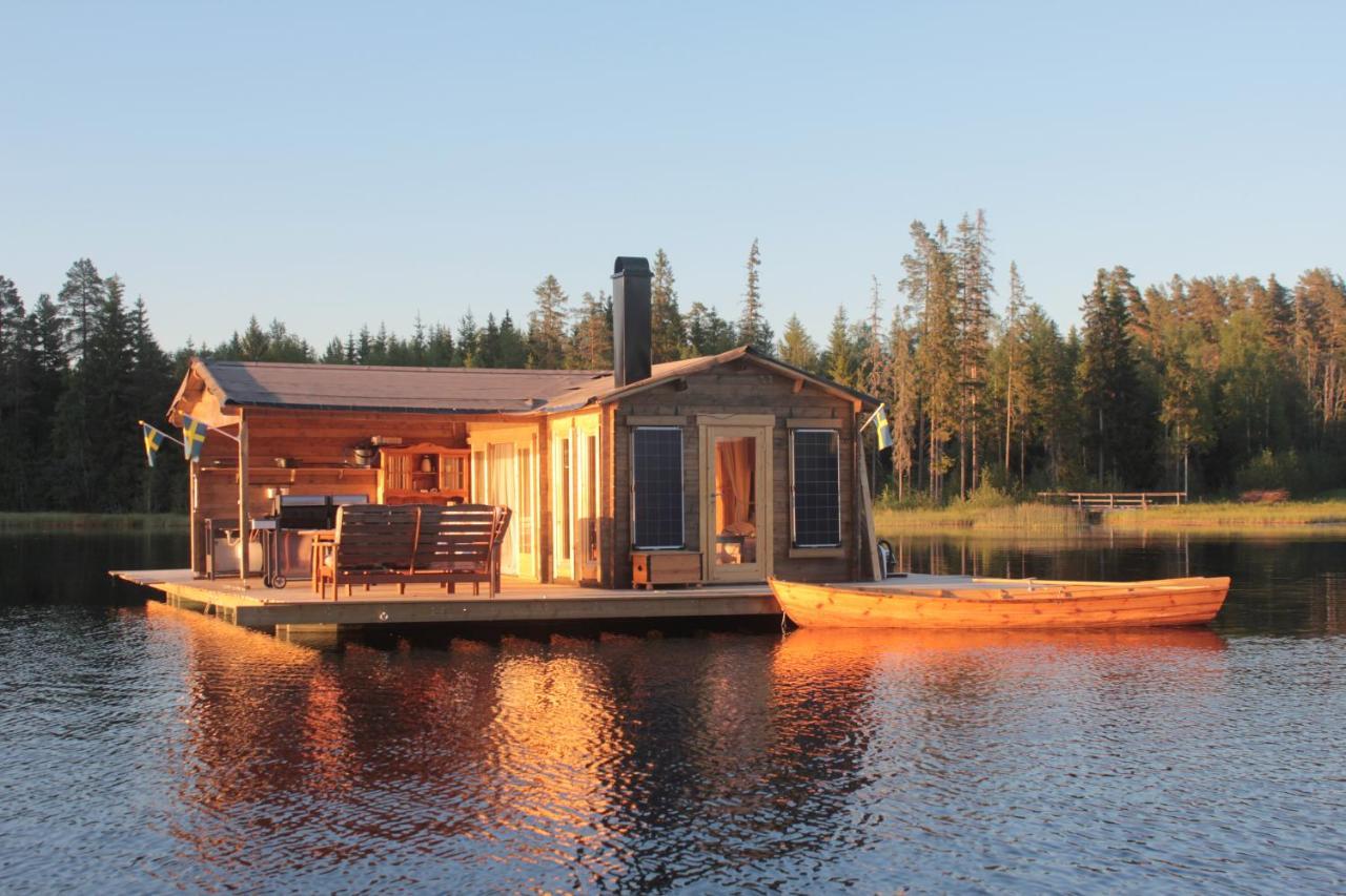 Rustika Strandstugor Utanfoer Raettvik Exterior foto