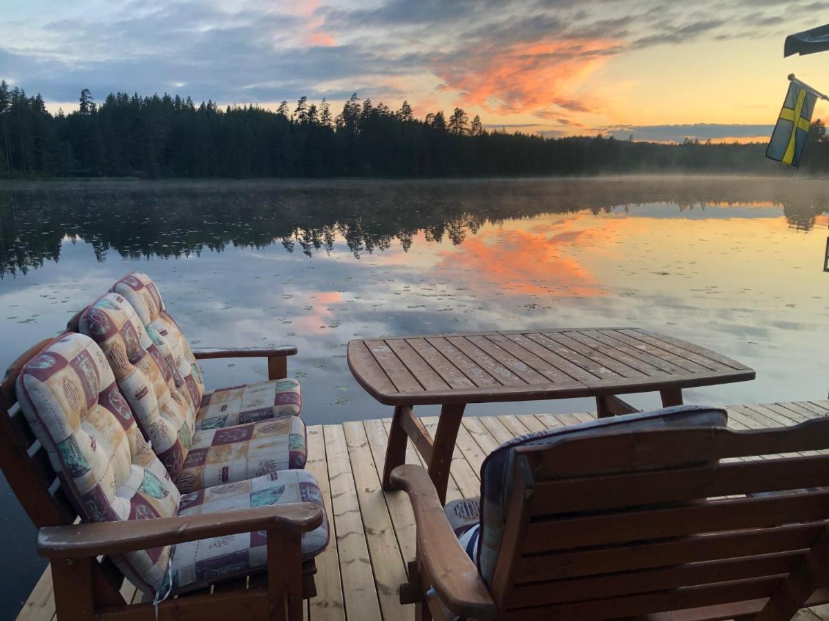 Rustika Strandstugor Utanfoer Raettvik Exterior foto