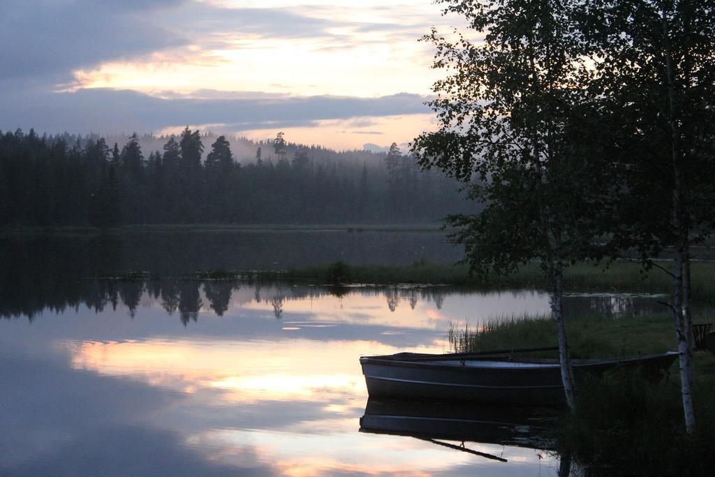 Rustika Strandstugor Utanfoer Raettvik Exterior foto