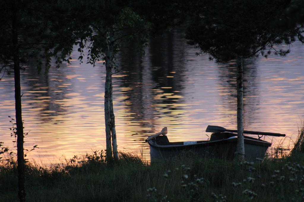 Rustika Strandstugor Utanfoer Raettvik Exterior foto
