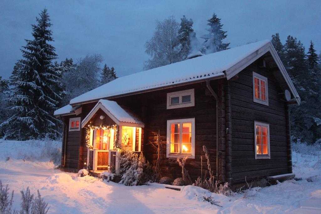 Rustika Strandstugor Utanfoer Raettvik Exterior foto