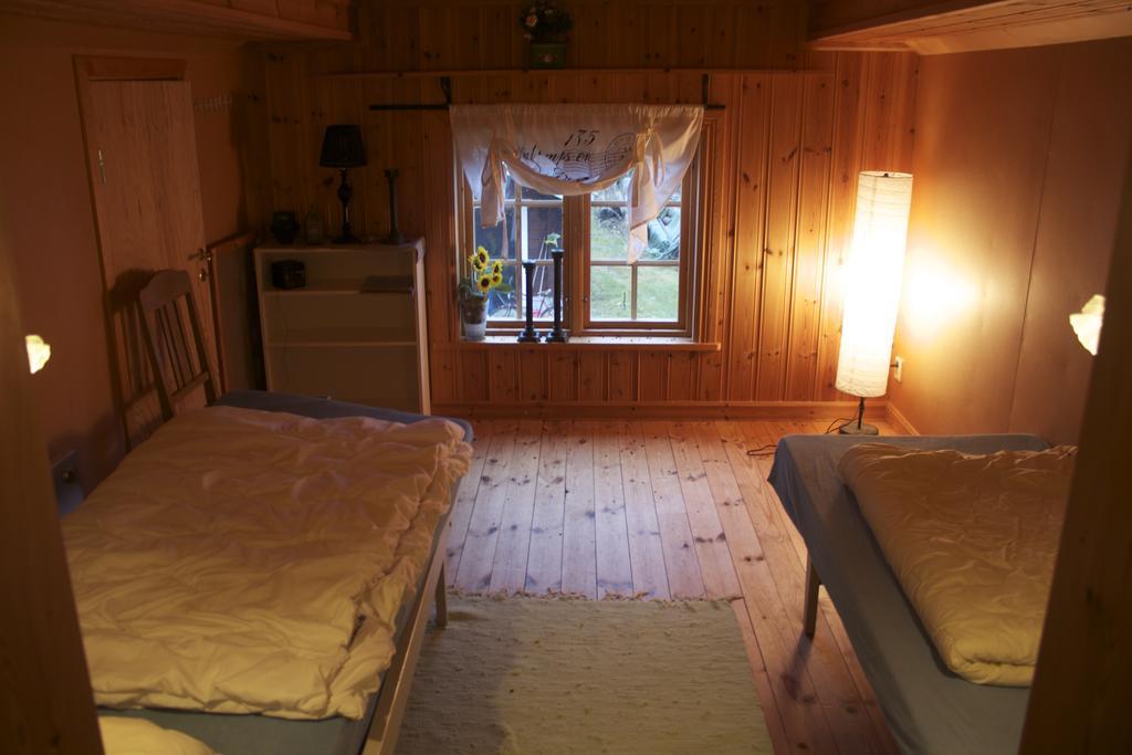 Rustika Strandstugor Utanfoer Raettvik Exterior foto