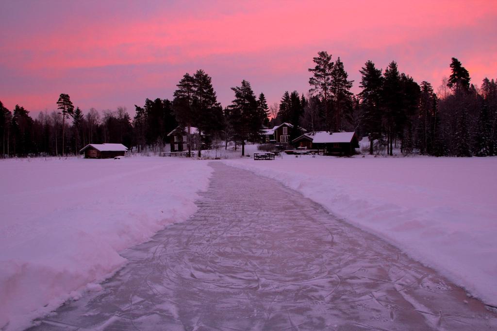 Rustika Strandstugor Utanfoer Raettvik Exterior foto